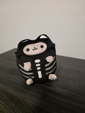 Pusheen Halloween Skeleton Mini Plush